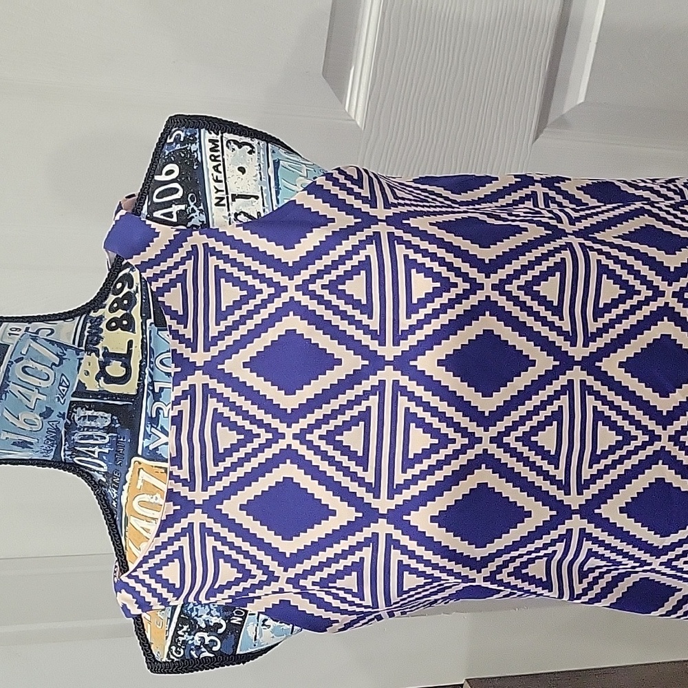 Geometric sleeveless dress